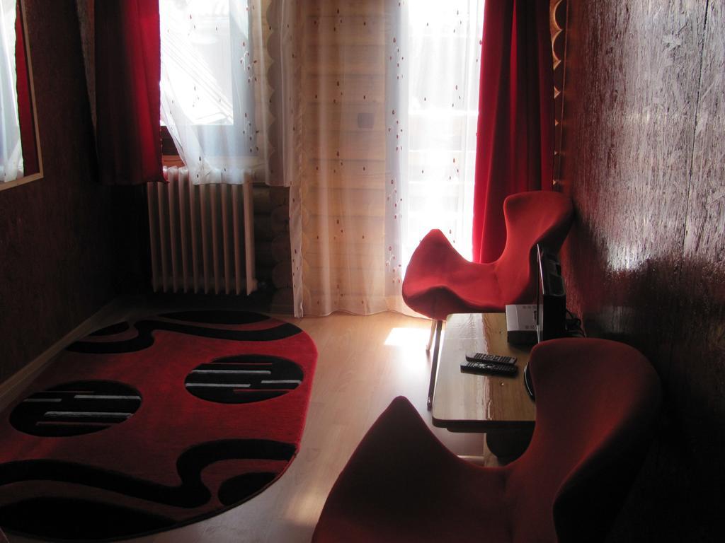 Cabana Bradul Rodna Exteriör bild