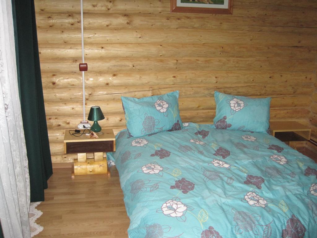 Cabana Bradul Rodna Exteriör bild