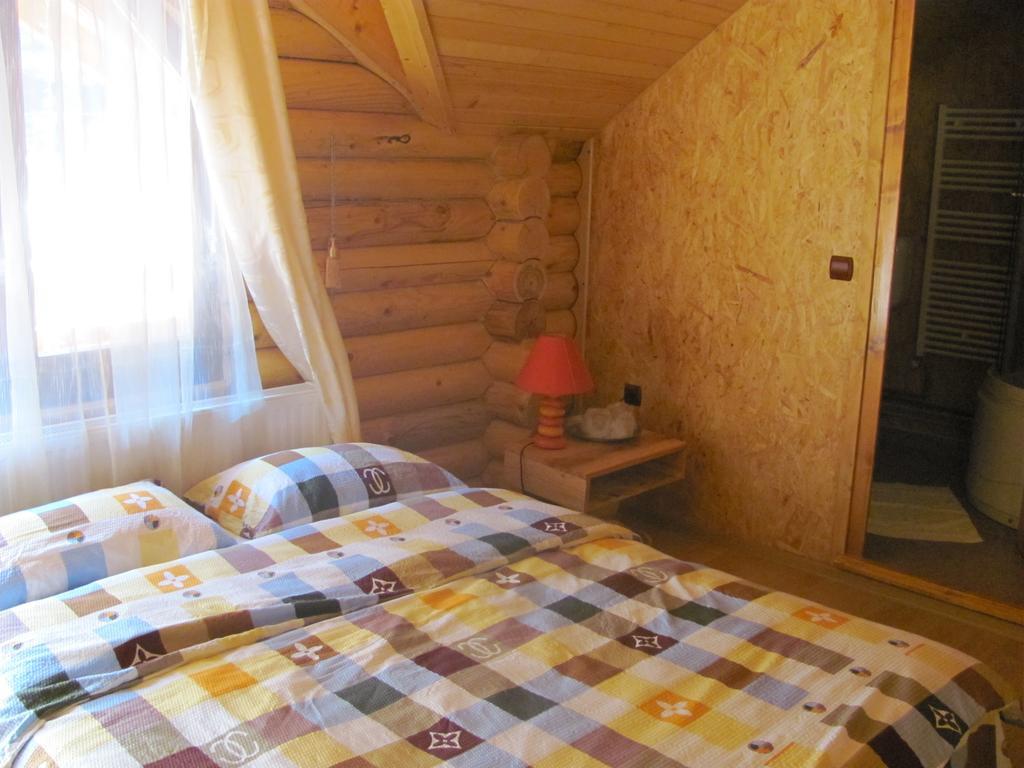 Cabana Bradul Rodna Exteriör bild
