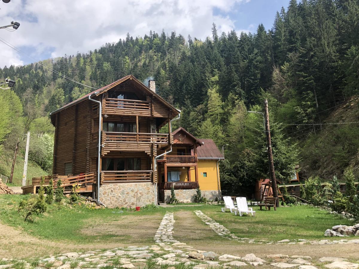 Cabana Bradul Rodna Exteriör bild